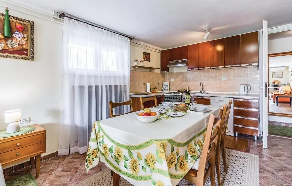 Bellavista Garden Studio Pula 0*,