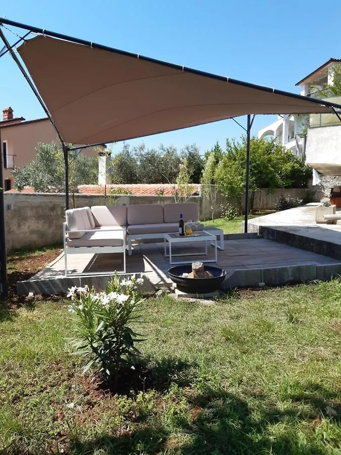 Bellavista Garden Studio Pula 0*,  Kroatien